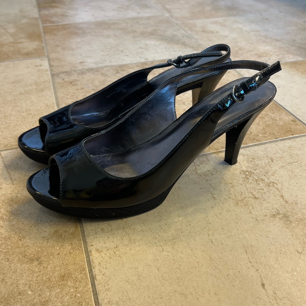 Elegant Black Slingback Nine West Heels